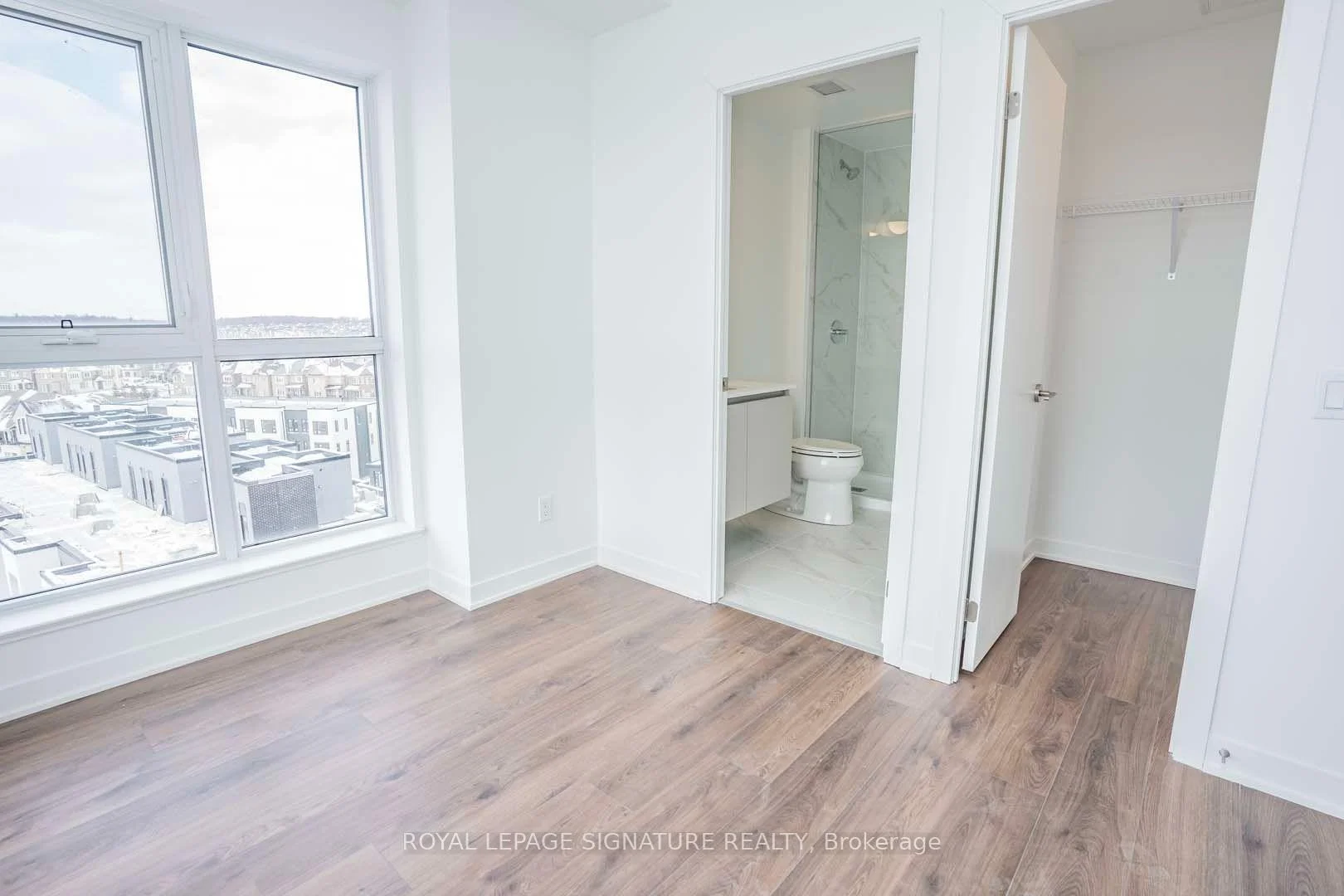 Photo 18 of Unit 708, 405 Dundas Street W, Oakville, Glenorchy — HOMEH