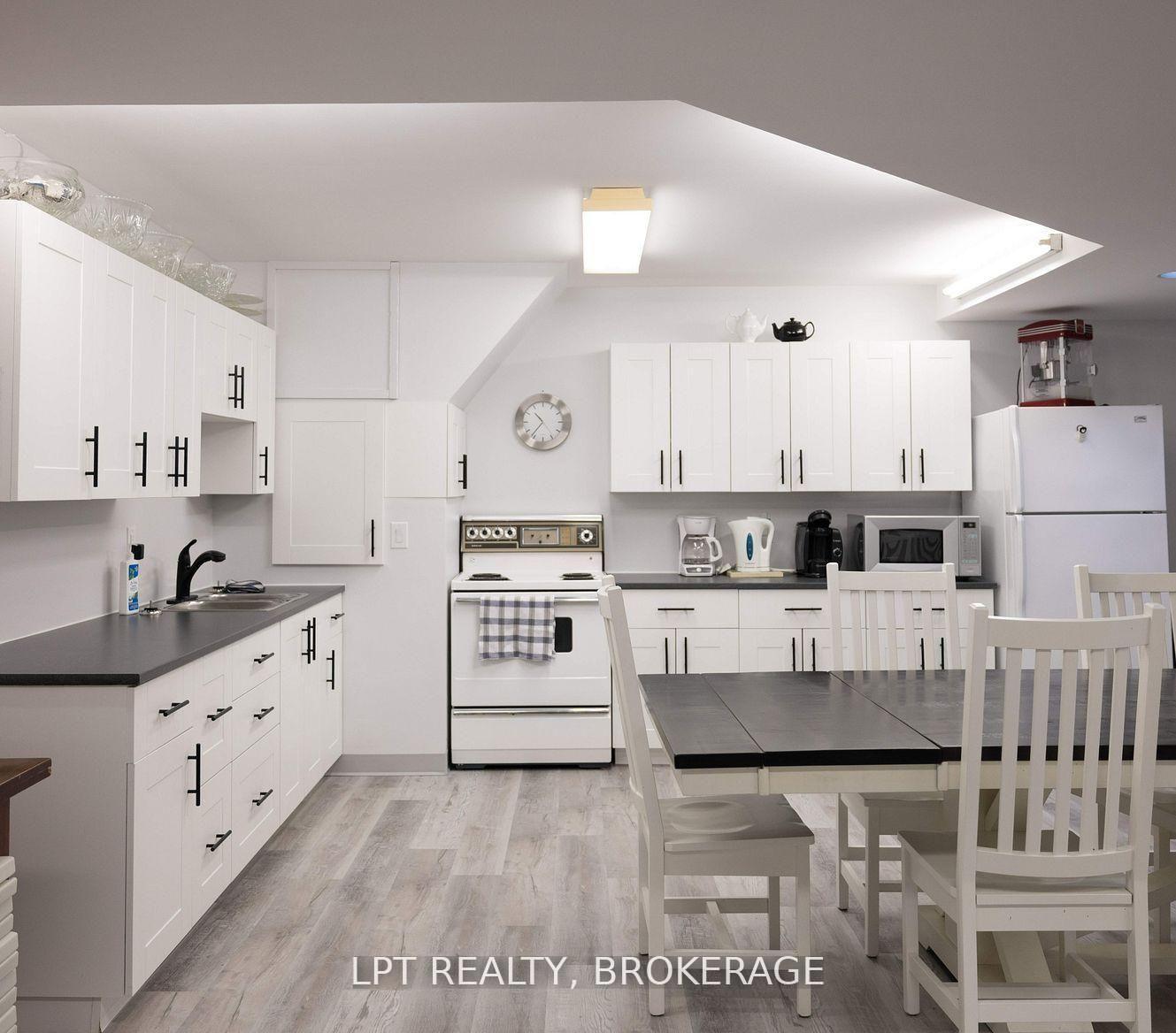 Photo 24 of Unit 208, 66 Greenview Drive, Kingston, Central City West — HOMEH