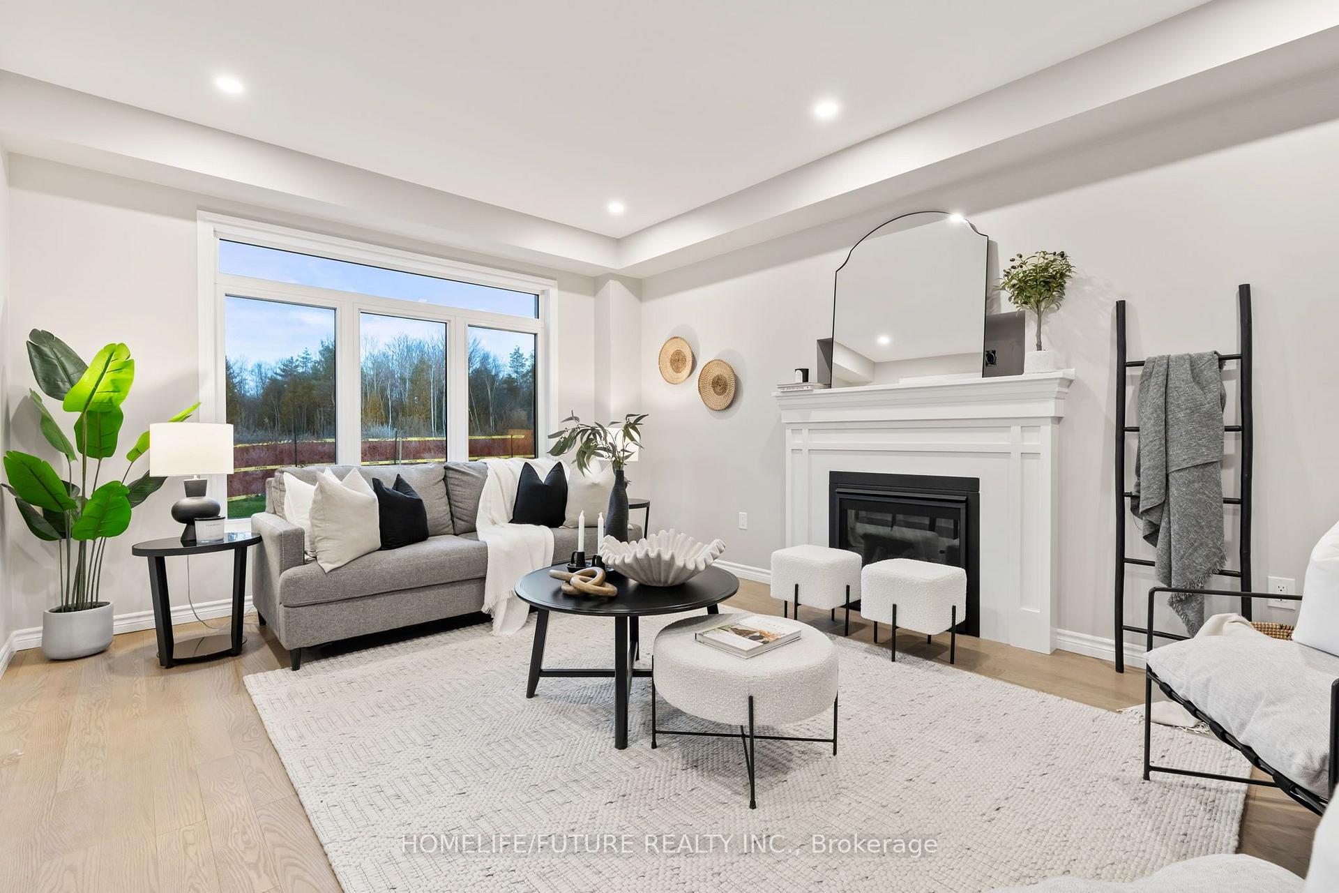 Photo 5 of 34 Broome Avenue, Clarington, Courtice — HOMEH