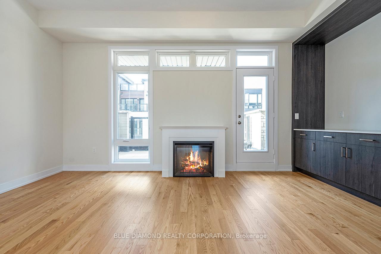 Photo 6 of 41 Credit Lane, Richmond Hill, Jefferson — HOMEH