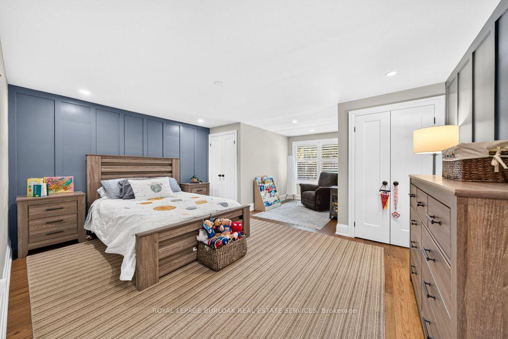 Photo 48 of 385 Rosslyn Drive, Burlington, Roseland — HOMEH