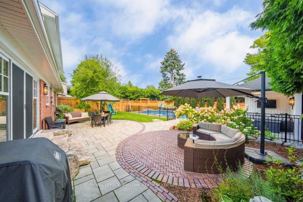Photo 78 of 385 Rosslyn Drive, Burlington, Roseland — HOMEH