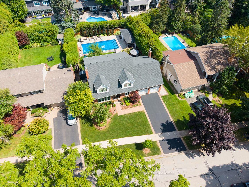 Photo 82 of 385 Rosslyn Drive, Burlington, Roseland — HOMEH