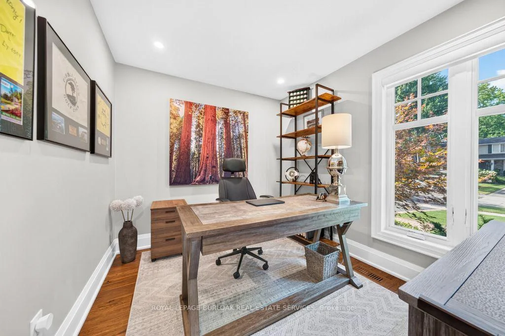 Photo 10 of 385 Rosslyn Drive, Burlington, Roseland — HOMEH