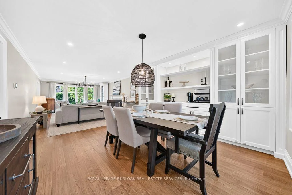 Photo 24 of 385 Rosslyn Drive, Burlington, Roseland — HOMEH