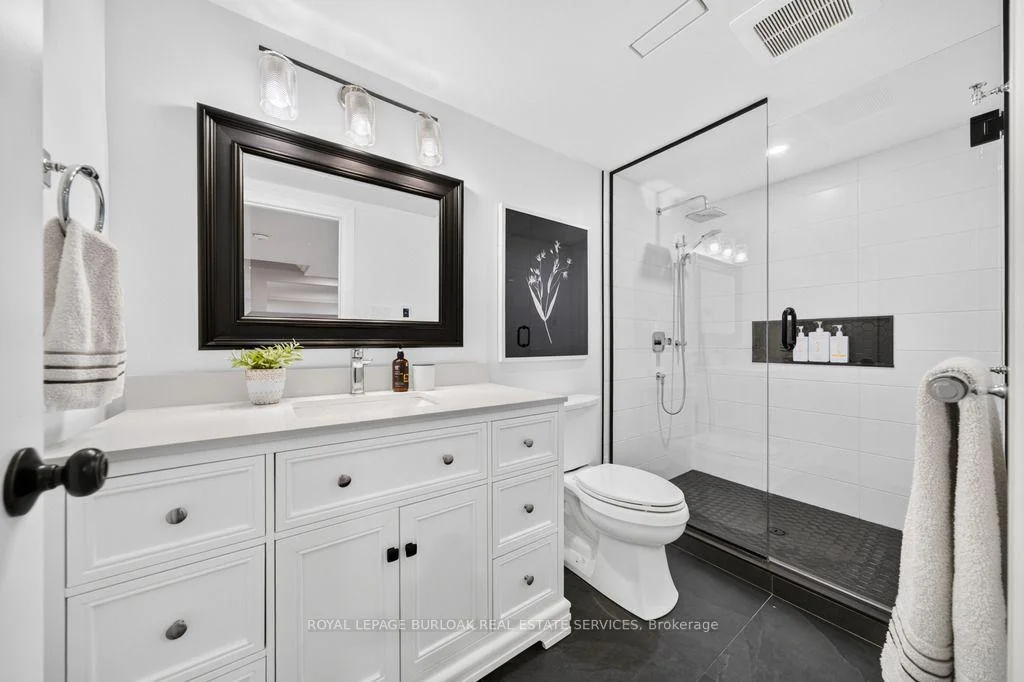 Photo 63 of 385 Rosslyn Drive, Burlington, Roseland — HOMEH