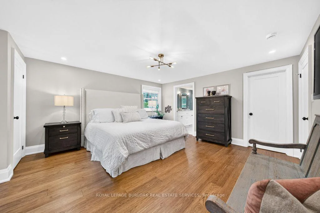 Photo 53 of 385 Rosslyn Drive, Burlington, Roseland — HOMEH