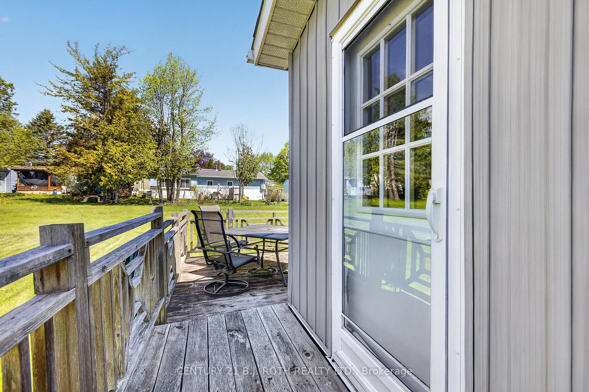 Photo 12 of 8 Belle Isle Arm, Innisfil, Rural Innisfil — HOMEH