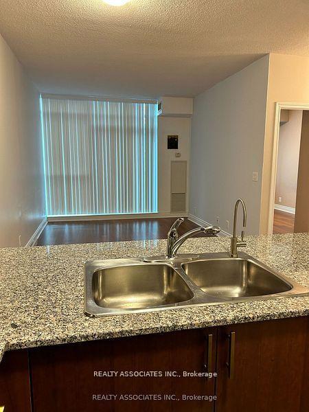 Photo 7 of Unit 922, 30 Clegg Road, Markham, Unionville — HOMEH
