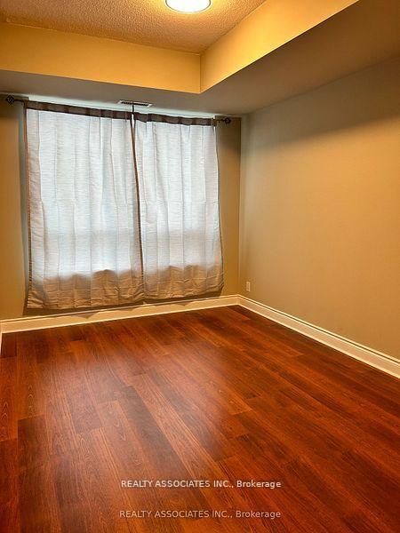 Photo 10 of Unit 922, 30 Clegg Road, Markham, Unionville — HOMEH