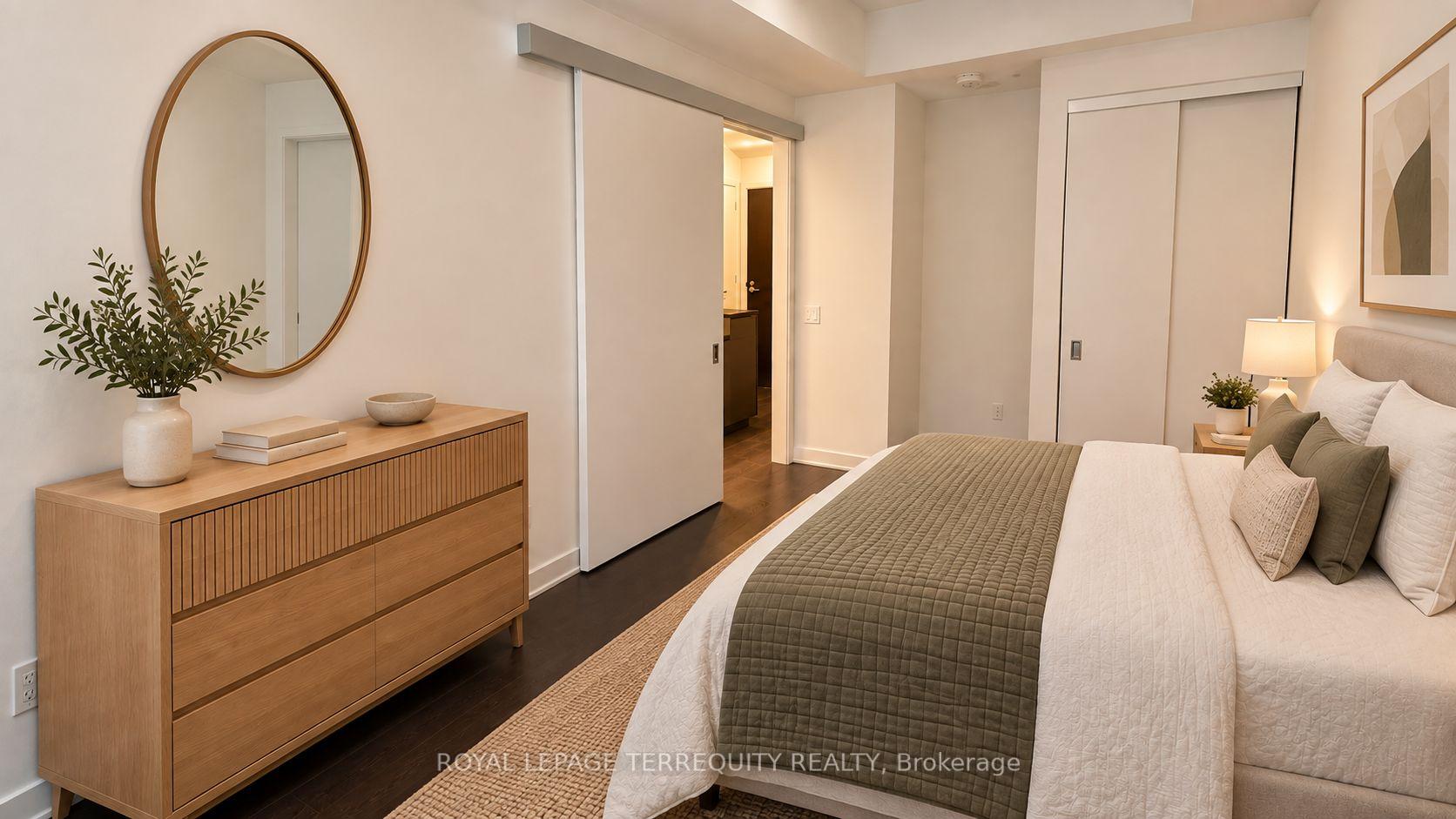 Photo 10 of Unit 1406, 11 Yorkville Avenue, Toronto, Little Portugal — HOMEH