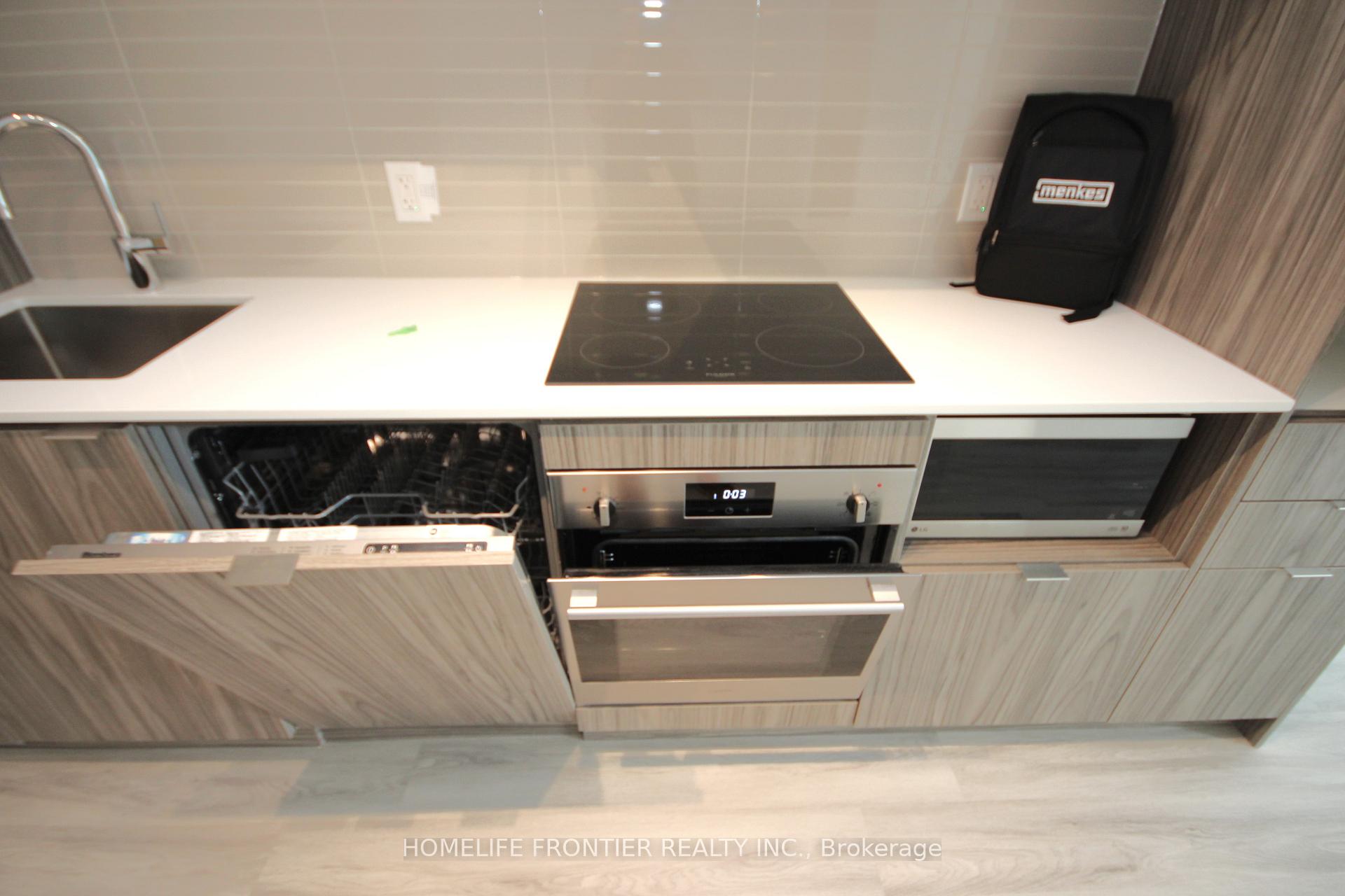 Photo 6 of Unit 2009, 55 Cooper Street, Toronto, Waterfront Communities — HOMEH