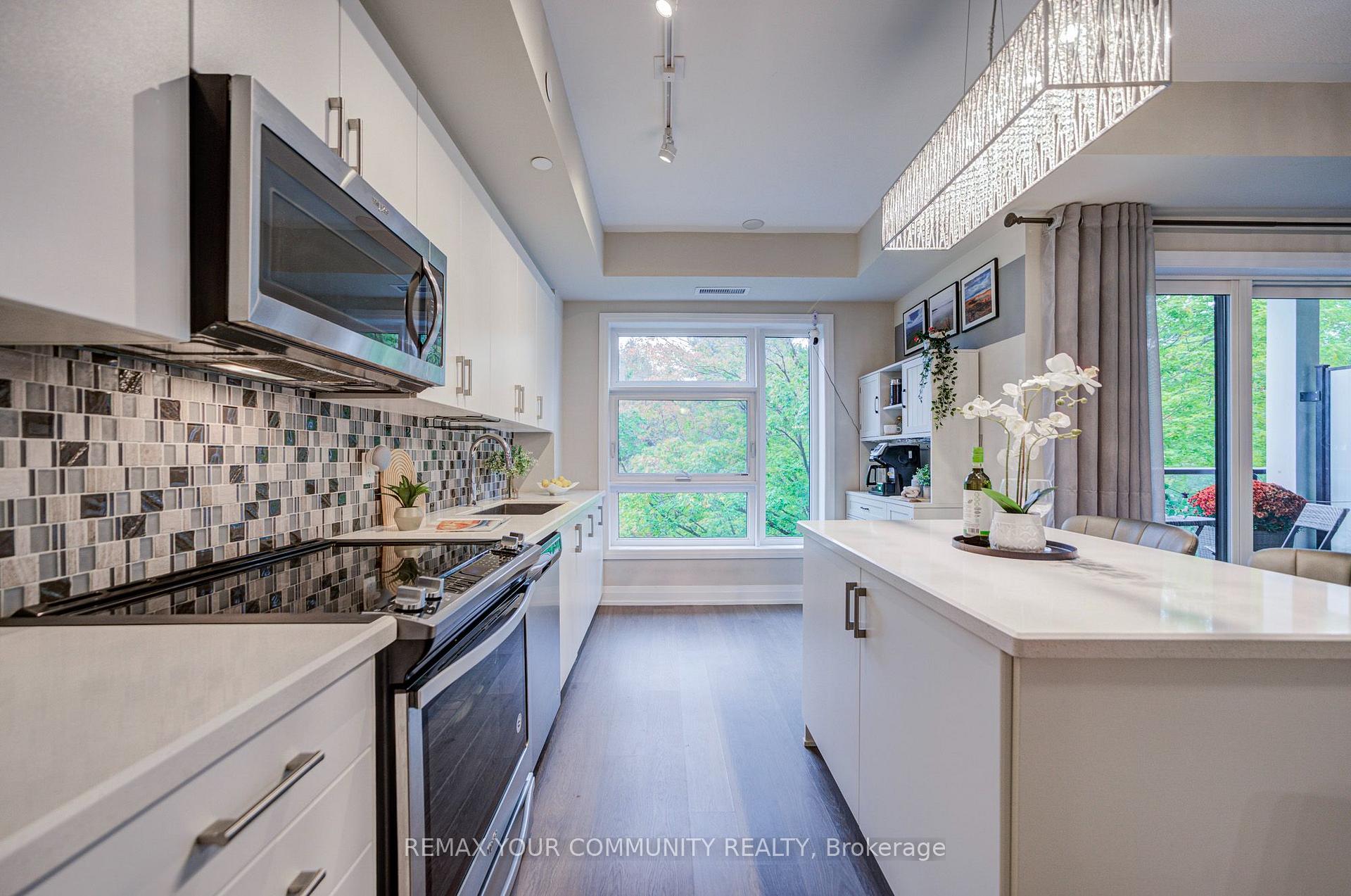 Photo 14 of Unit 308, 555 William Graham Drive, Aurora, Rural Aurora — HOMEH