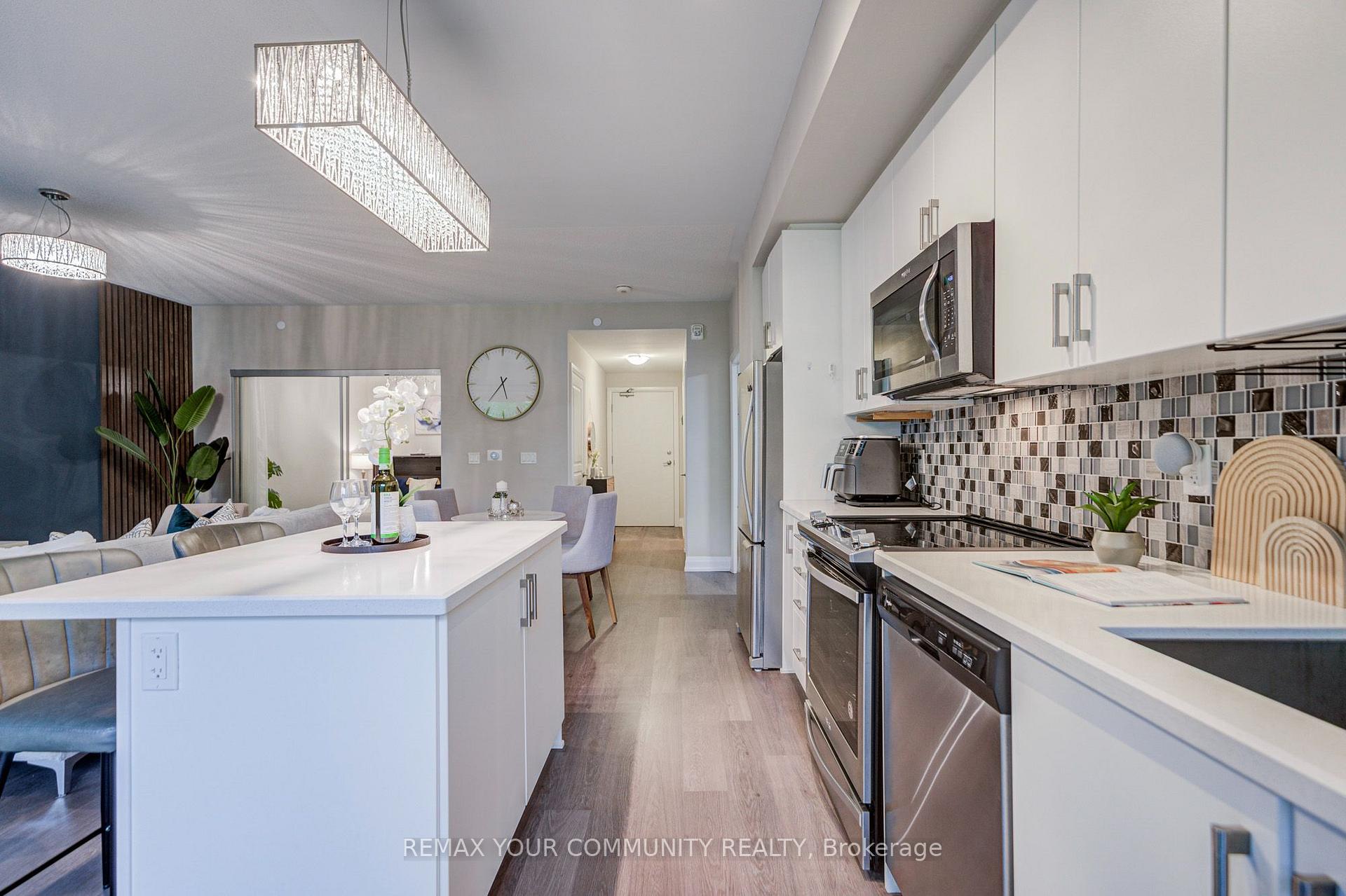 Photo 15 of Unit 308, 555 William Graham Drive, Aurora, Rural Aurora — HOMEH