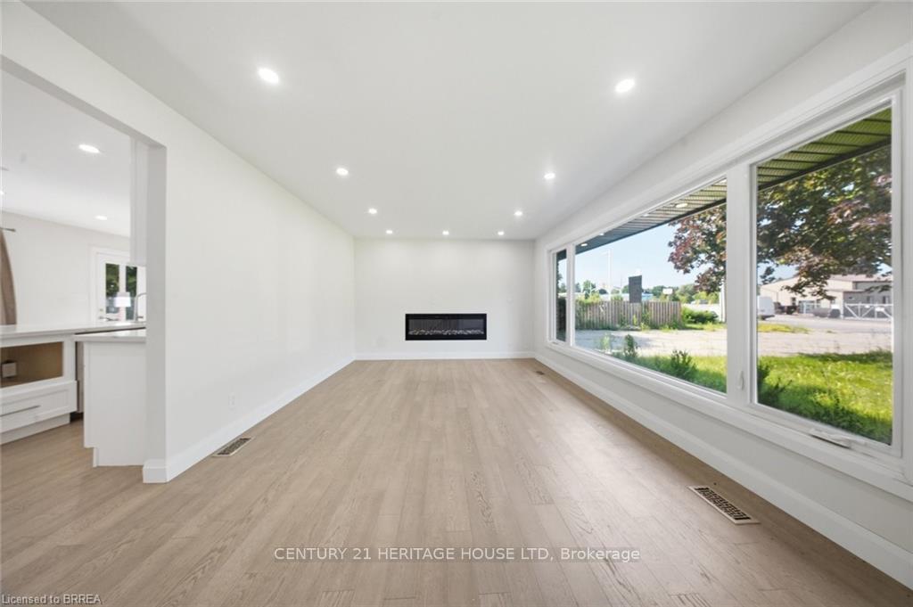 Photo 7 of 360 Bishopsgate Road, Brant, Burford — HOMEH
