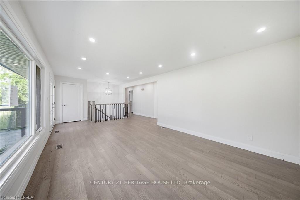 Photo 8 of 360 Bishopsgate Road, Brant, Burford — HOMEH
