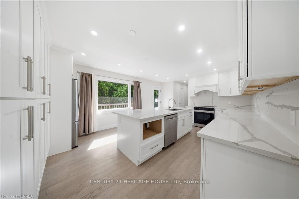Photo 9 of 360 Bishopsgate Road, Brant, Burford — HOMEH