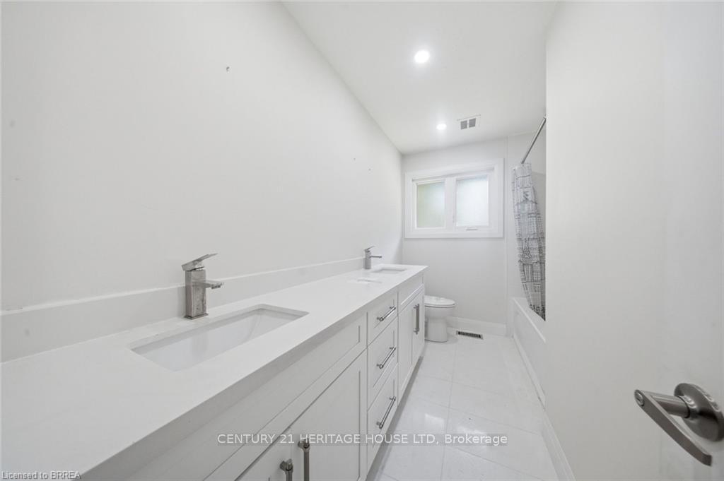 Photo 16 of 360 Bishopsgate Road, Brant, Burford — HOMEH