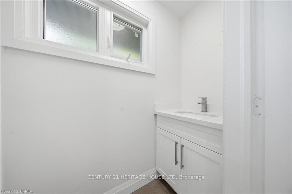 Photo 20 of 360 Bishopsgate Road, Brant, Burford — HOMEH