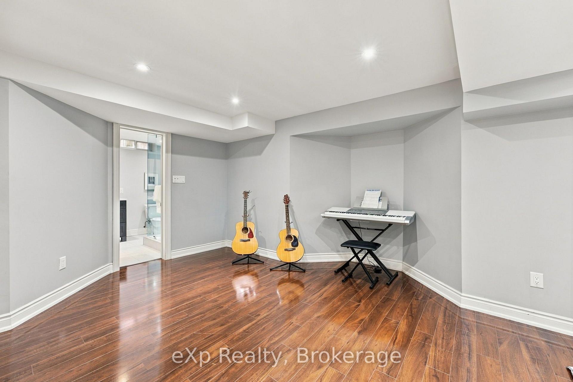 Photo 39 of 237 Lake Driveway, Ajax, South West — HOMEH
