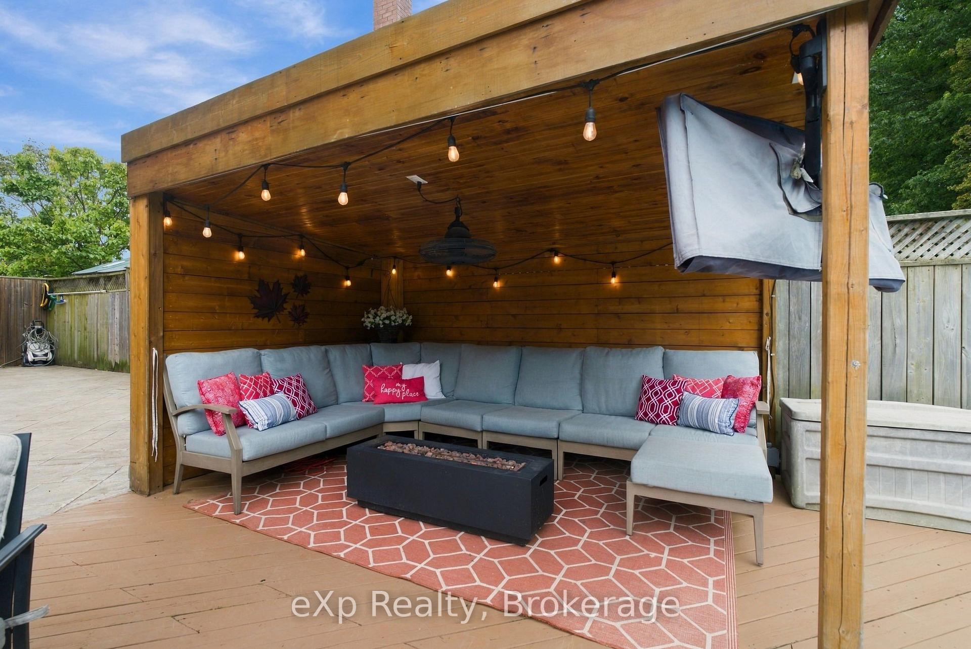 Photo 44 of 237 Lake Driveway, Ajax, South West — HOMEH
