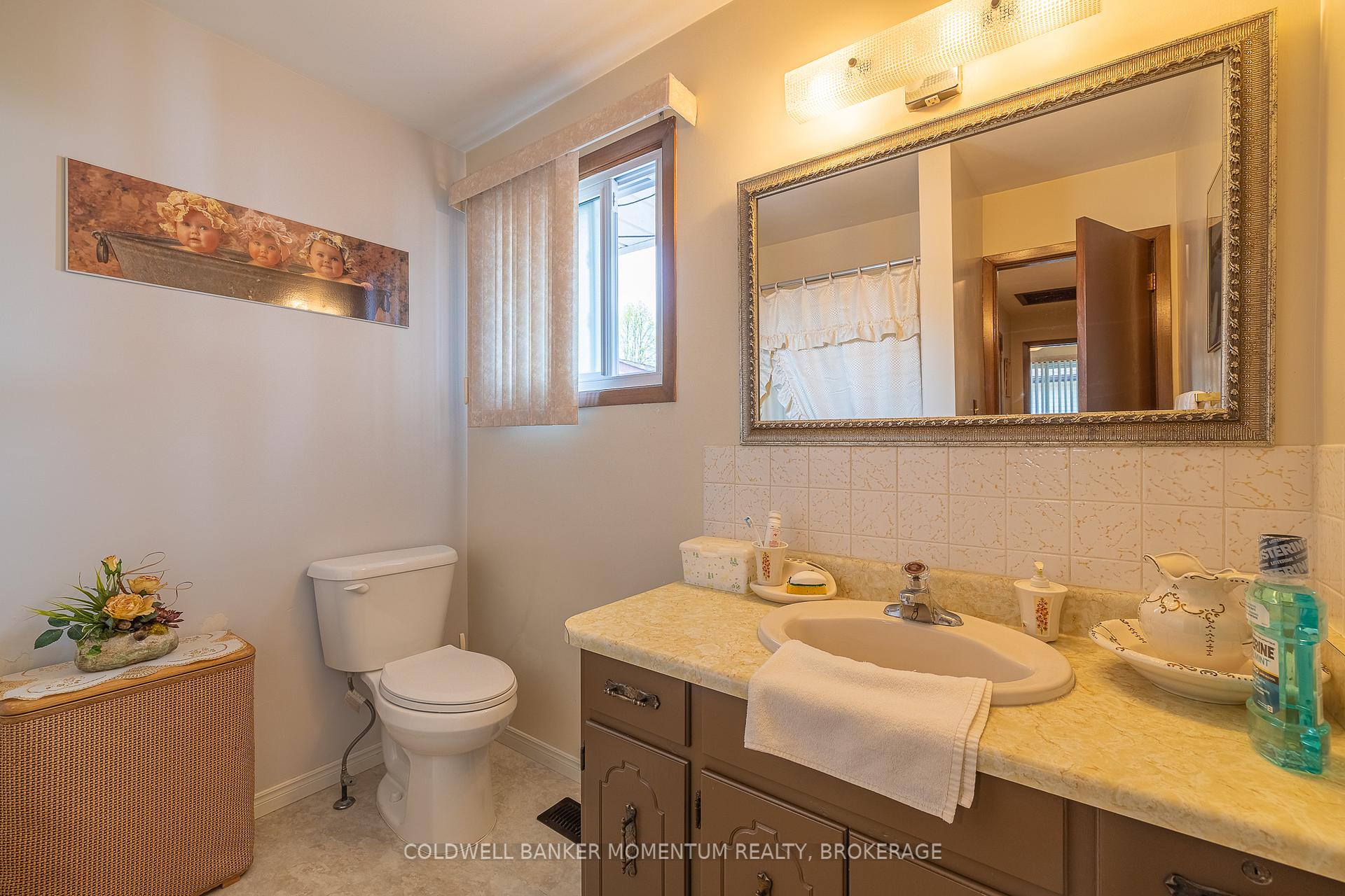 Photo 20 of 4177 Brookdale Drive, Niagara Falls, Ascot — HOMEH