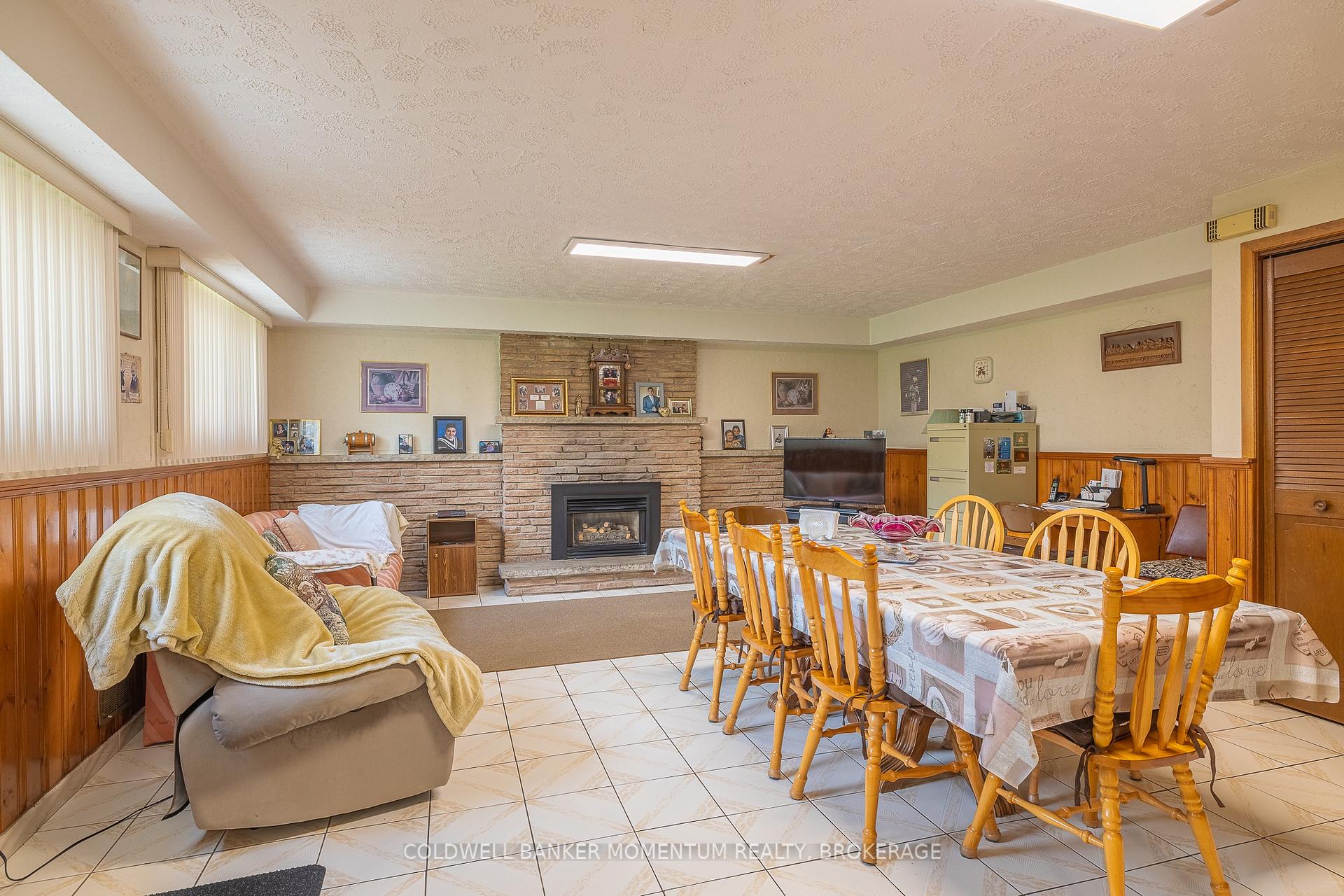Photo 30 of 4177 Brookdale Drive, Niagara Falls, Ascot — HOMEH