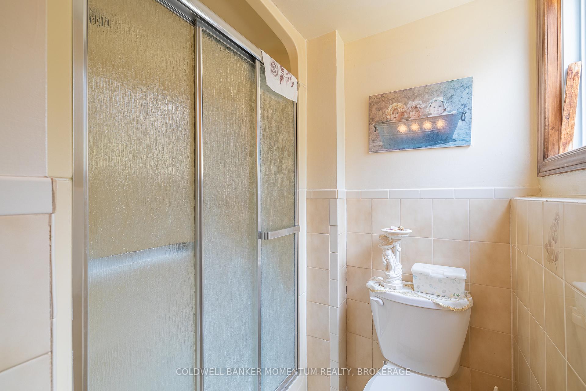 Photo 36 of 4177 Brookdale Drive, Niagara Falls, Ascot — HOMEH