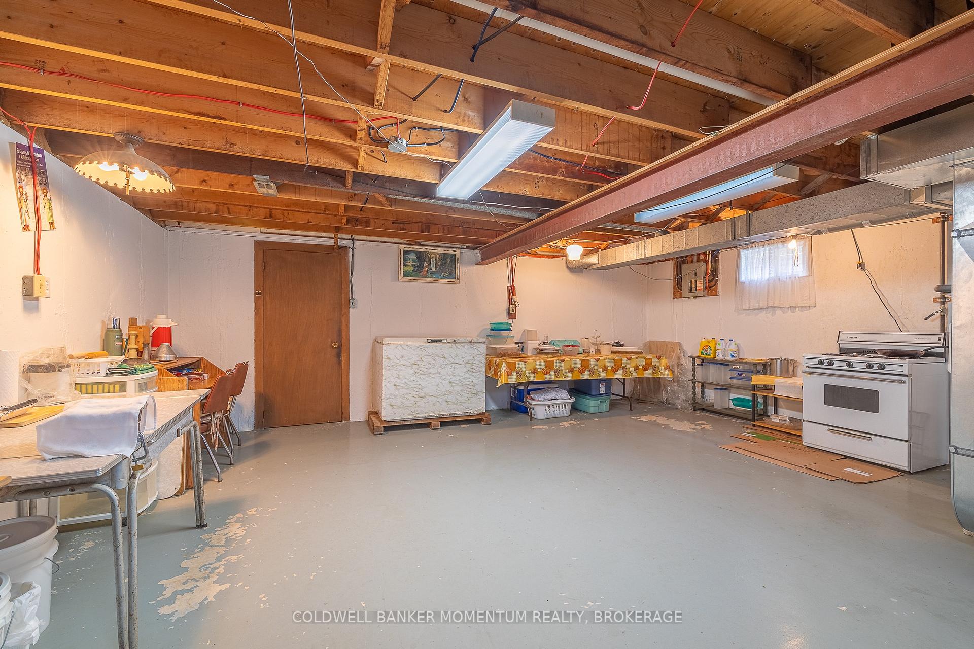 Photo 39 of 4177 Brookdale Drive, Niagara Falls, Ascot — HOMEH