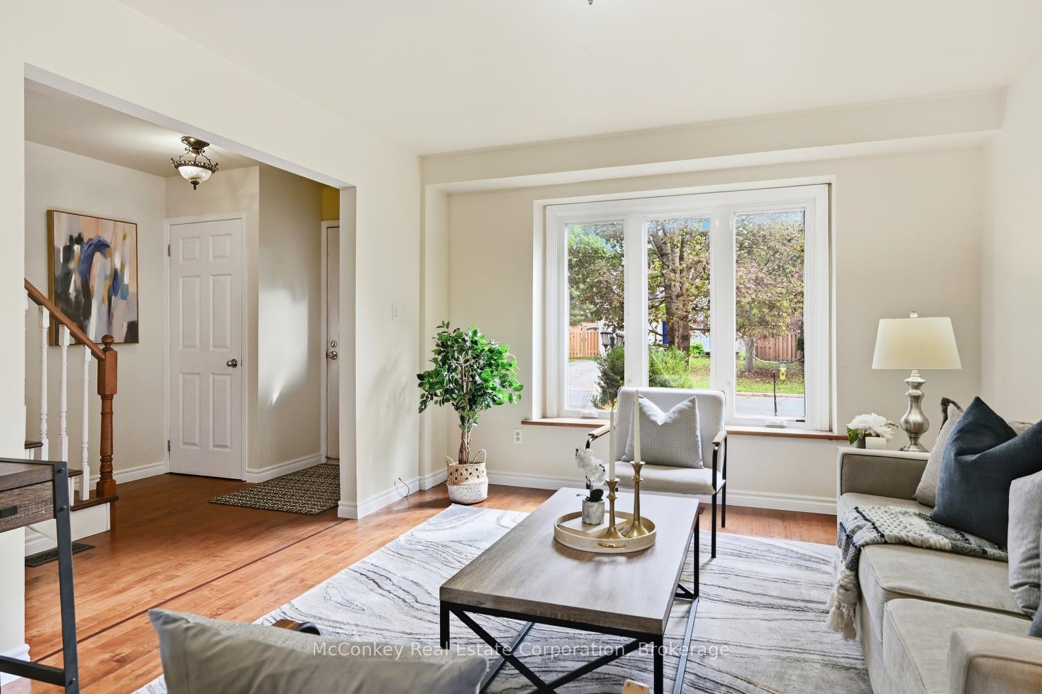 Photo 5 of 460 Cardinal Drive, Peterborough, Ashburnham Ward 4 — HOMEH
