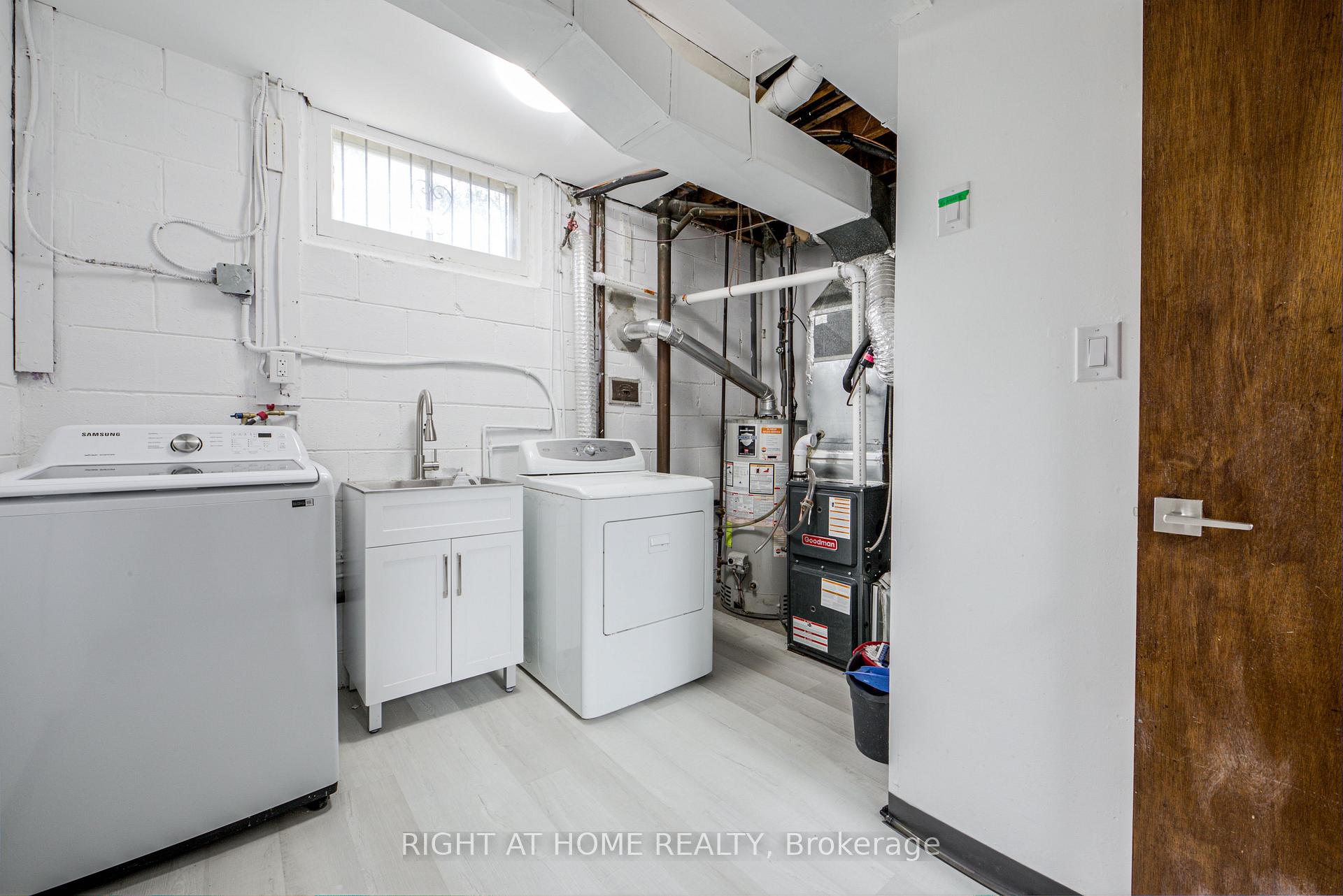 Photo 22 of 11 Fareham Crescent, Scarborough, Guildwood — HOMEH