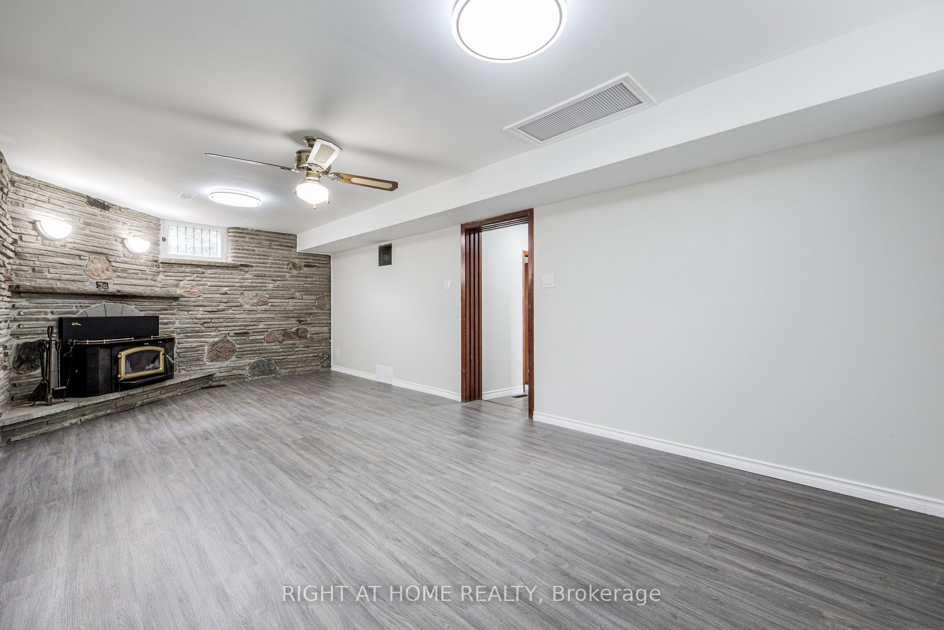 Photo 28 of 11 Fareham Crescent, Scarborough, Guildwood — HOMEH