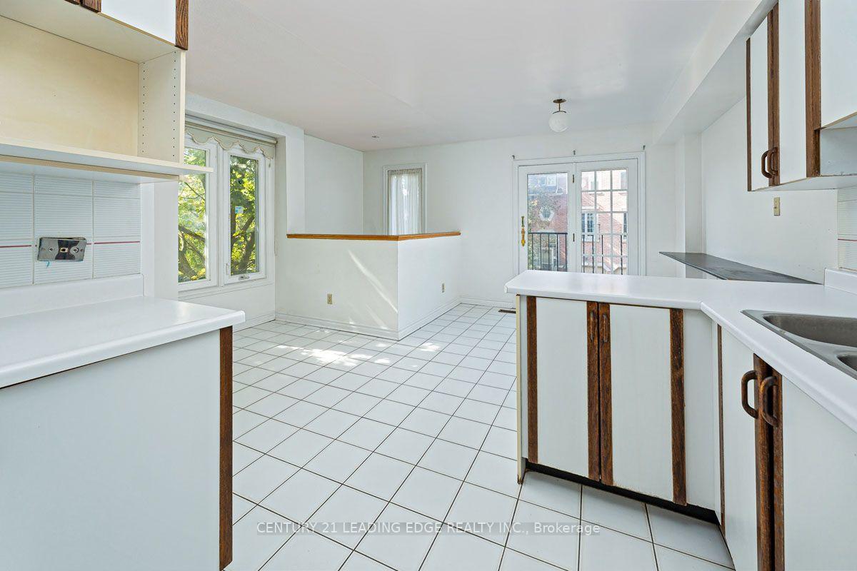 Photo 10 of Unit 1, 3 Reidmount Avenue, Scarborough, Agincourt South-Malvern West — HOMEH