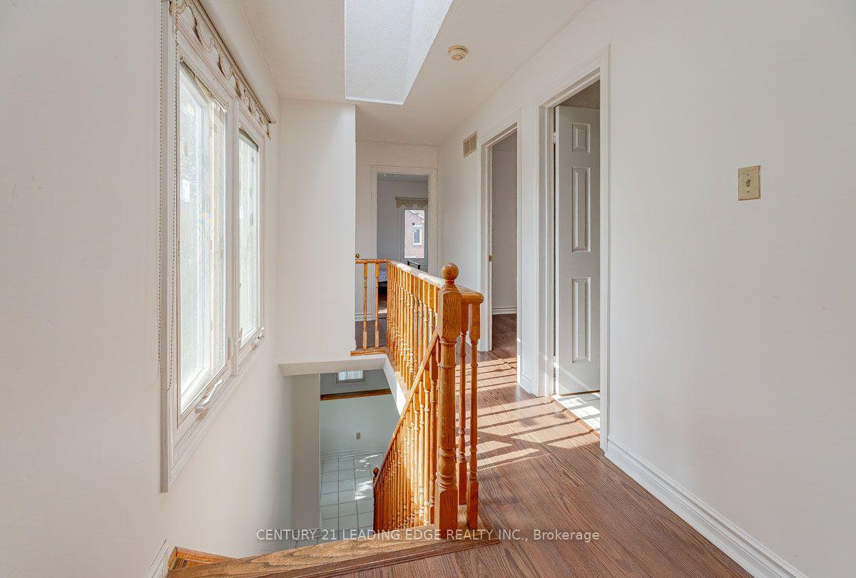 Photo 13 of Unit 1, 3 Reidmount Avenue, Scarborough, Agincourt South-Malvern West — HOMEH