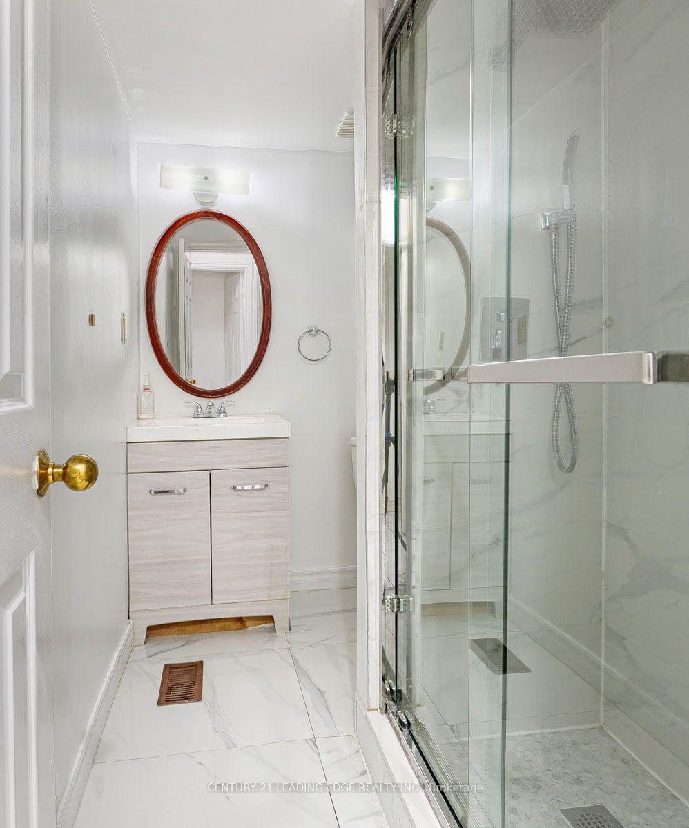 Photo 18 of Unit 1, 3 Reidmount Avenue, Scarborough, Agincourt South-Malvern West — HOMEH