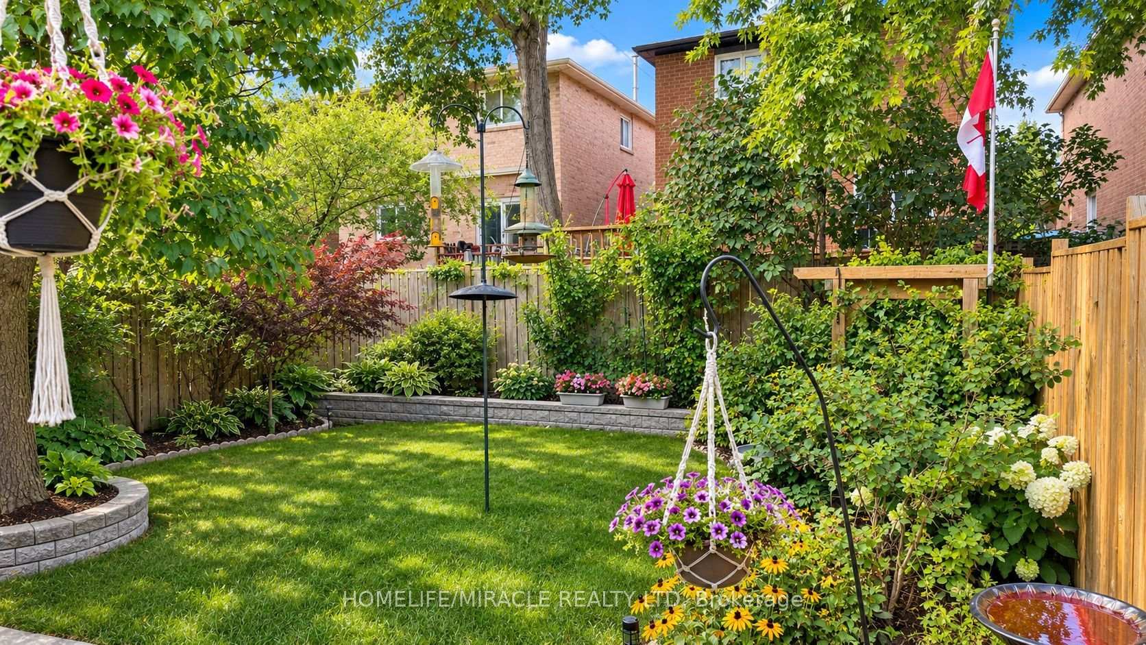 Photo 20 of 22 Murdoch Drive, Brampton, Northwood Park — HOMEH