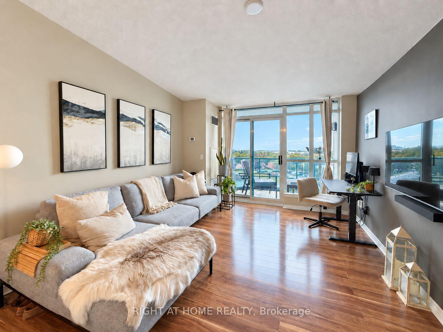 Photo 5 of Unit 906, 340 Watson Street W, Whitby, Port Whitby — HOMEH