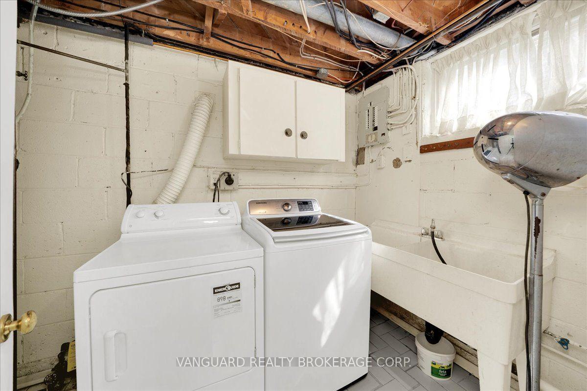 Photo 36 of 39 Camborne Avenue, North York, Downsview-Roding-CFB — HOMEH