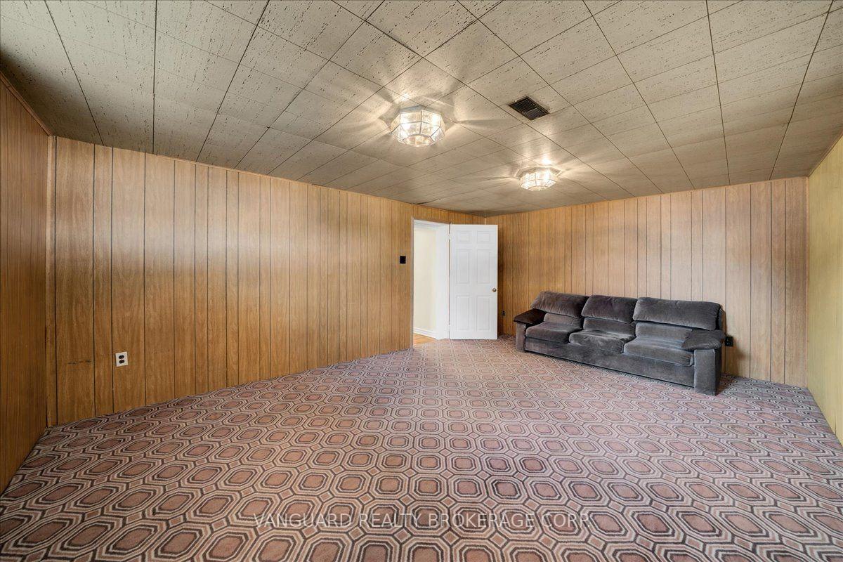 Photo 39 of 39 Camborne Avenue, North York, Downsview-Roding-CFB — HOMEH