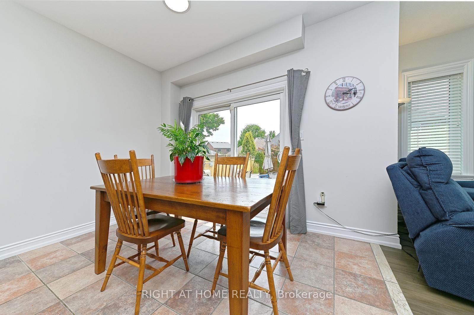 Photo 26 of 65 Baybrook Road, Brampton, Snelgrove — HOMEH