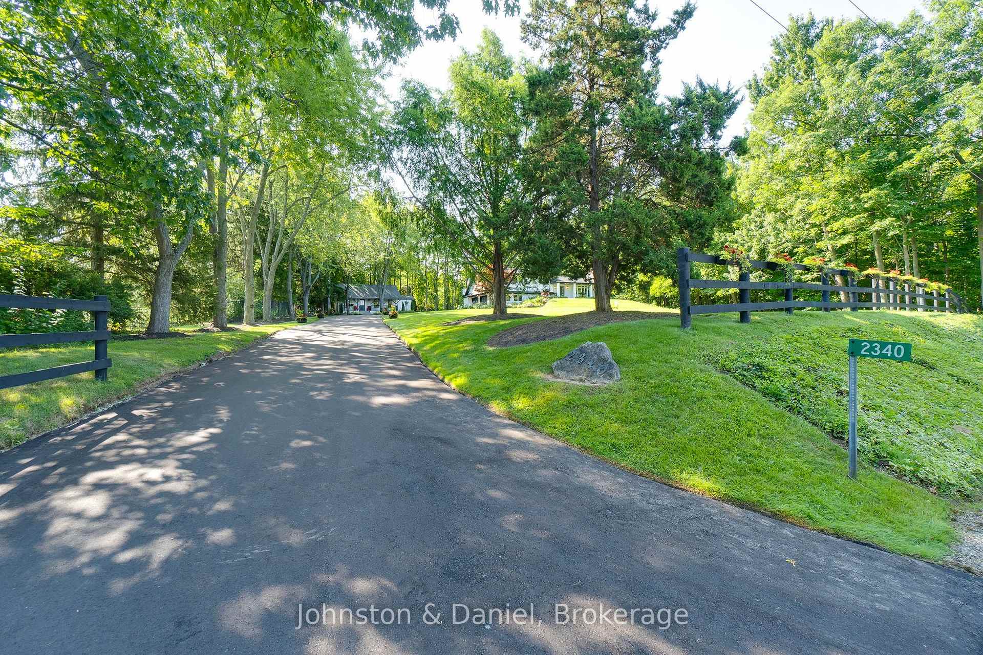 Photo 2 of 2340 Britannia Road, Burlington, Rural Burlington — HOMEH
