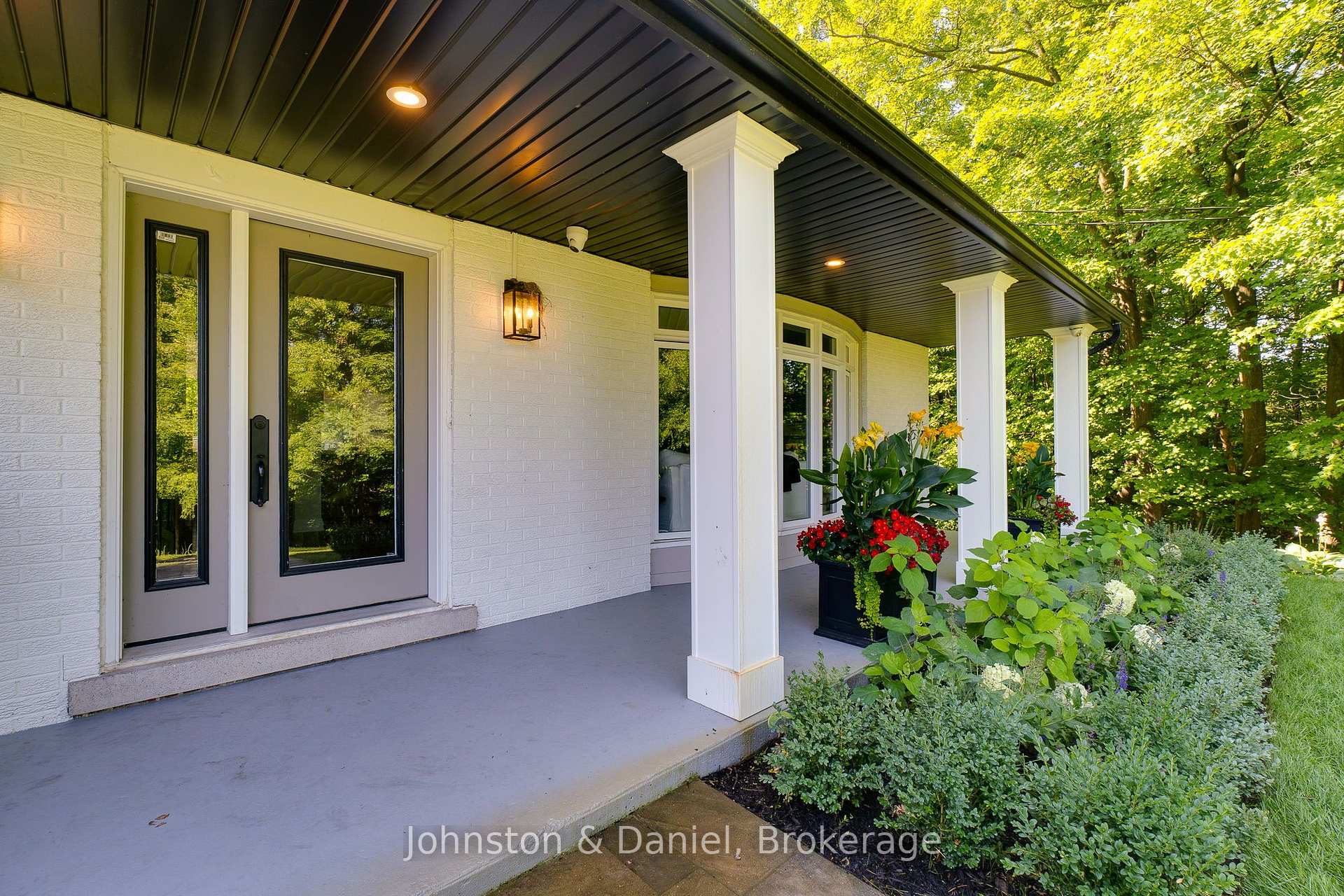 Photo 11 of 2340 Britannia Road, Burlington, Rural Burlington — HOMEH