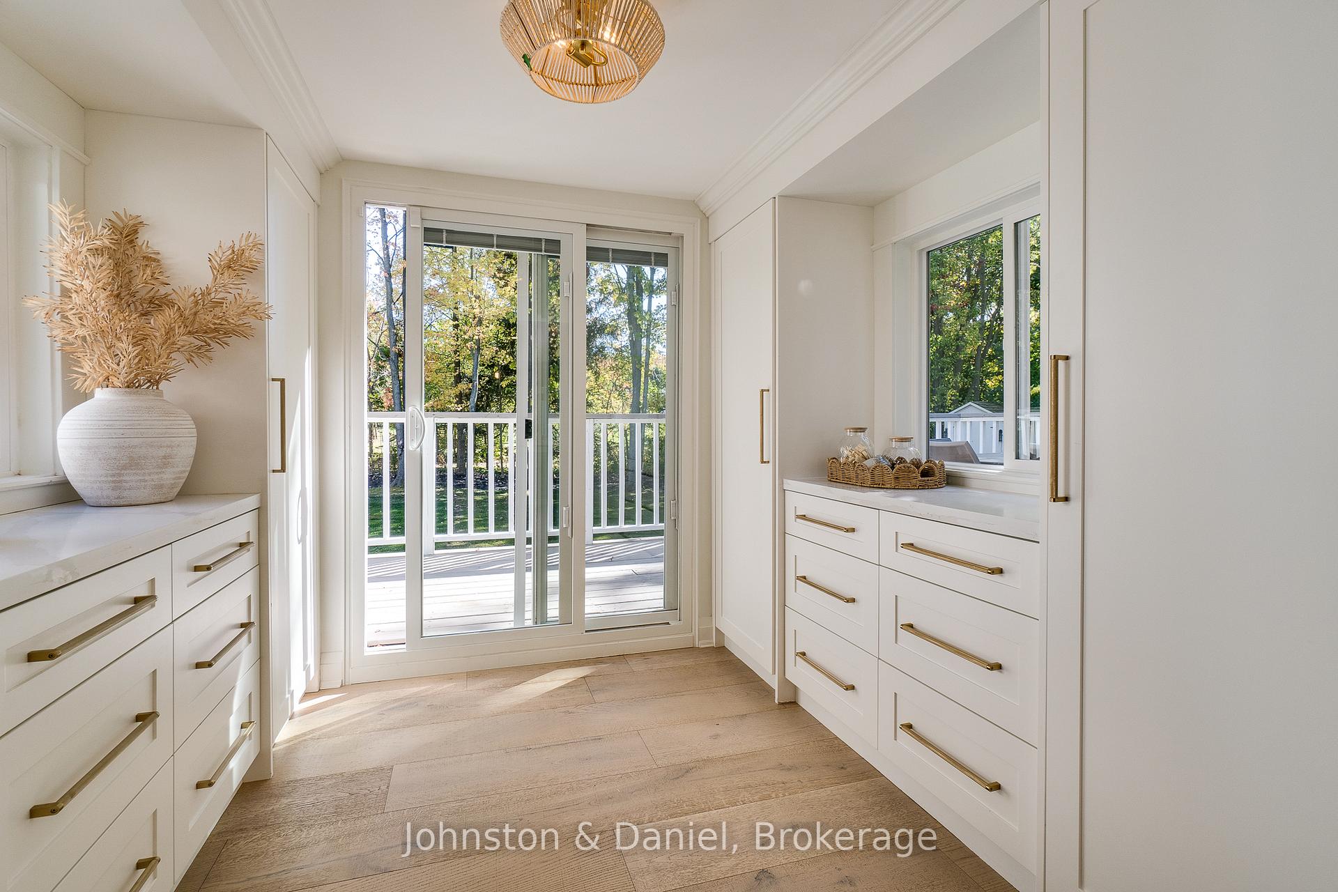 Photo 22 of 2340 Britannia Road, Burlington, Rural Burlington — HOMEH