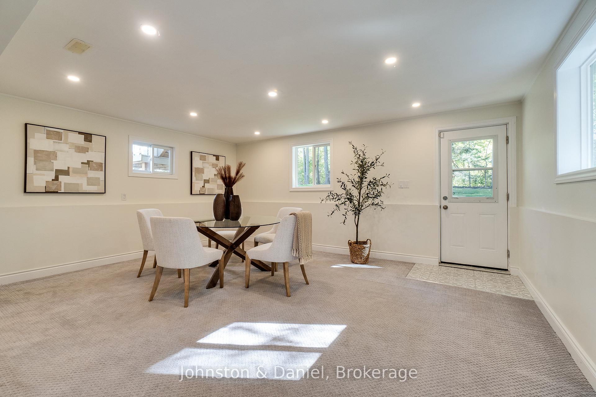 Photo 42 of 2340 Britannia Road, Burlington, Rural Burlington — HOMEH