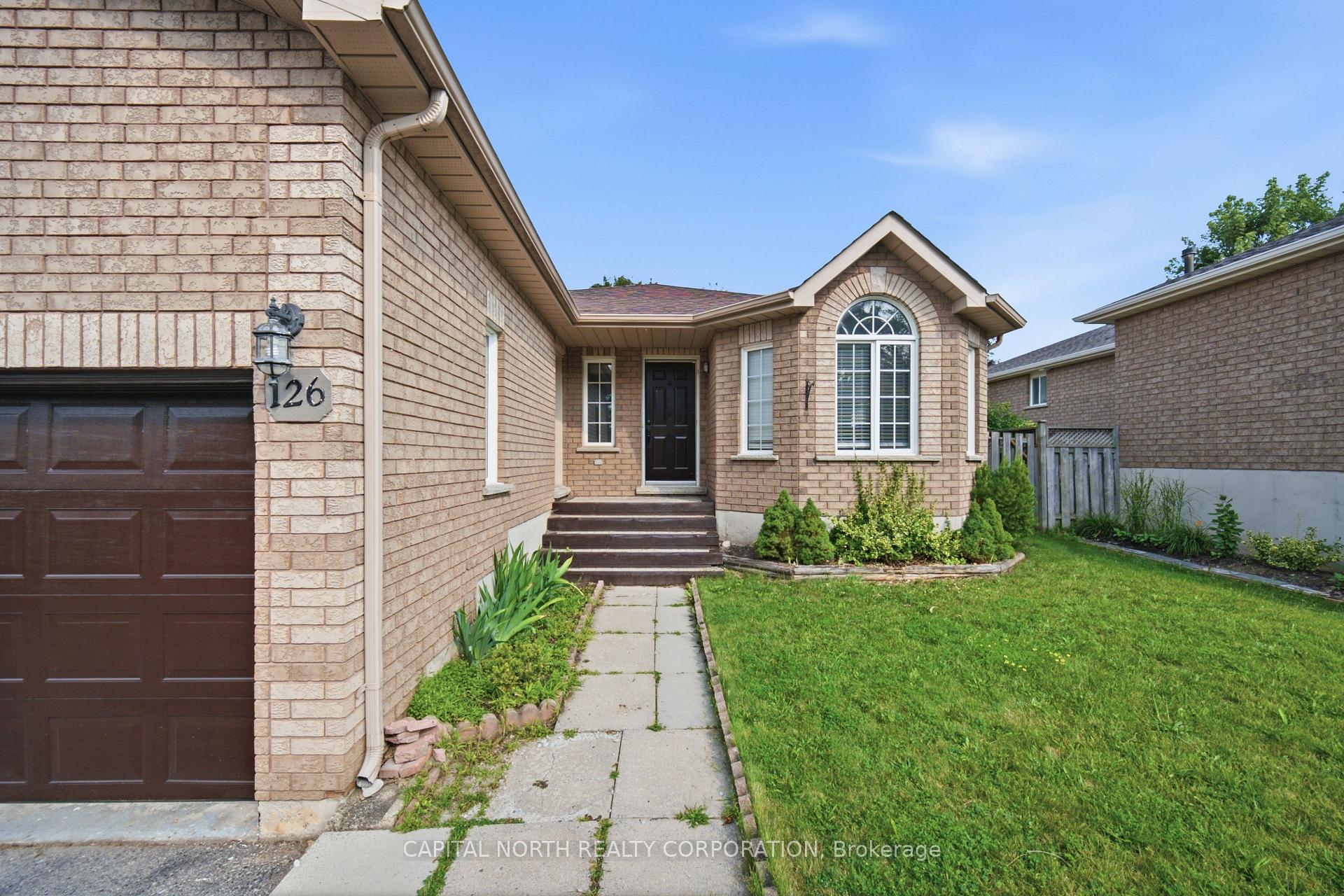 Photo 3 of 126 Marsellus Drive, Barrie, Holly — HOMEH
