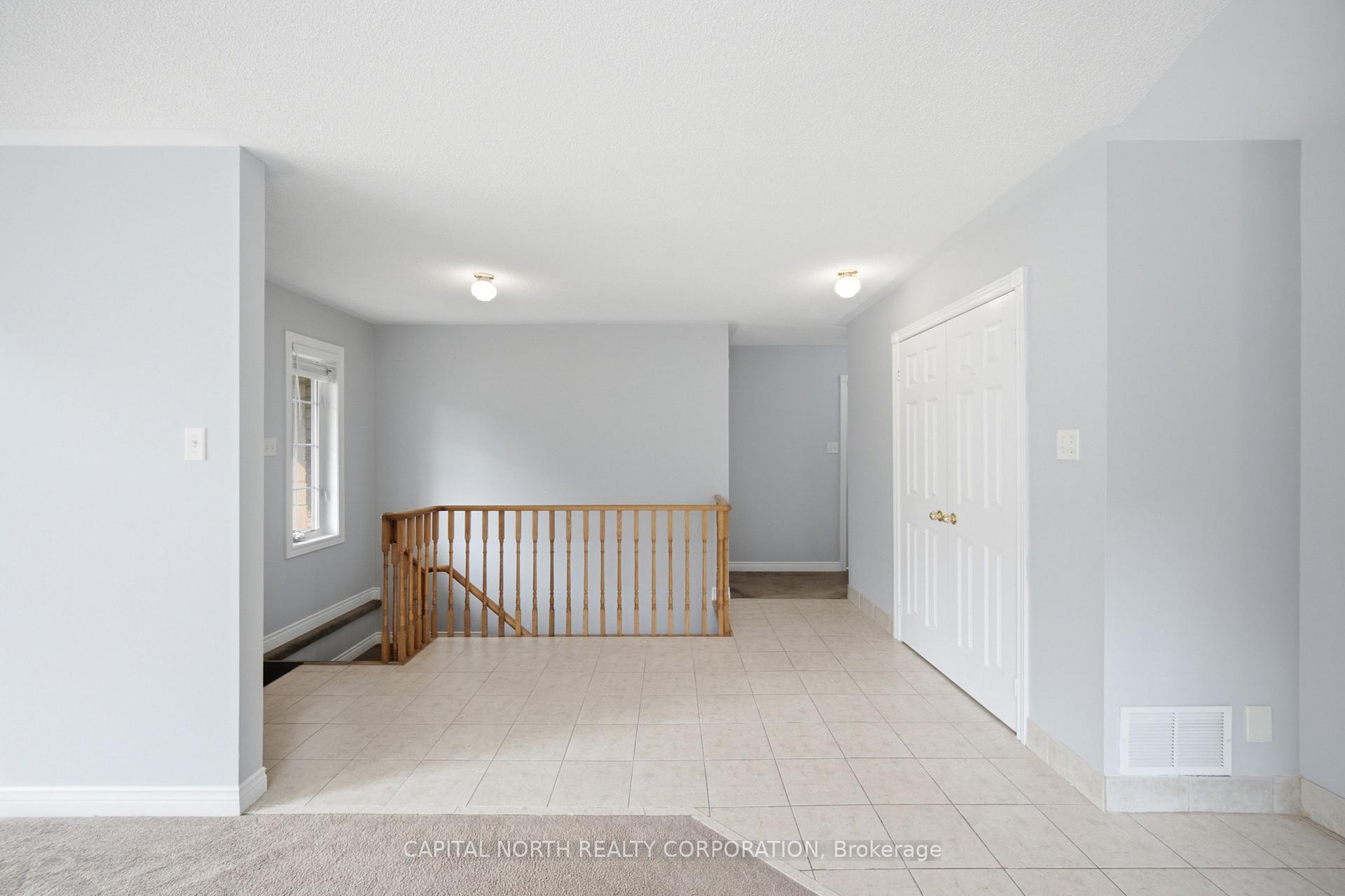 Photo 15 of 126 Marsellus Drive, Barrie, Holly — HOMEH