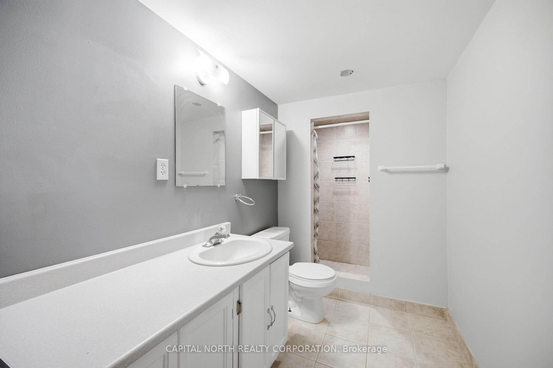 Photo 25 of 126 Marsellus Drive, Barrie, Holly — HOMEH