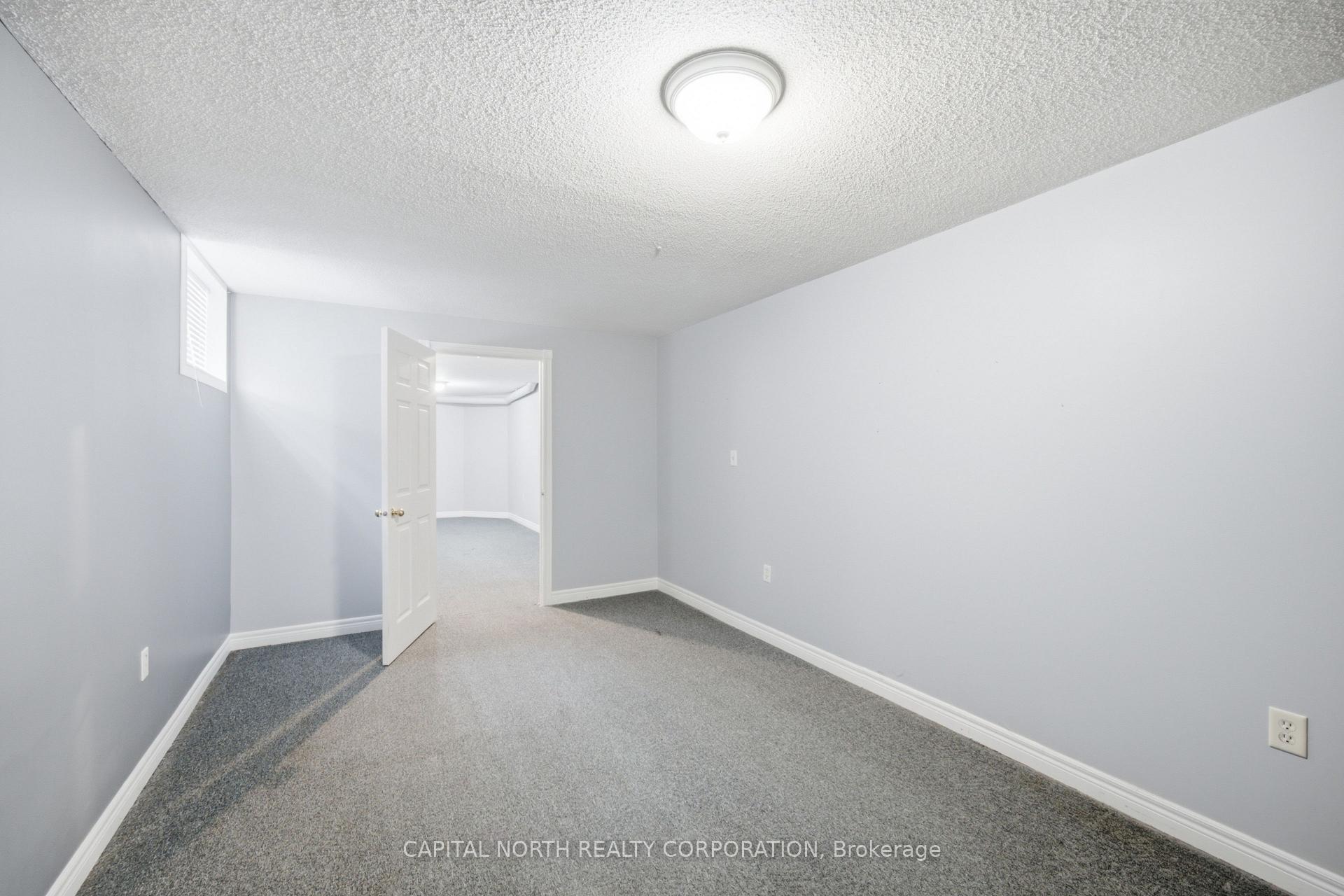 Photo 30 of 126 Marsellus Drive, Barrie, Holly — HOMEH
