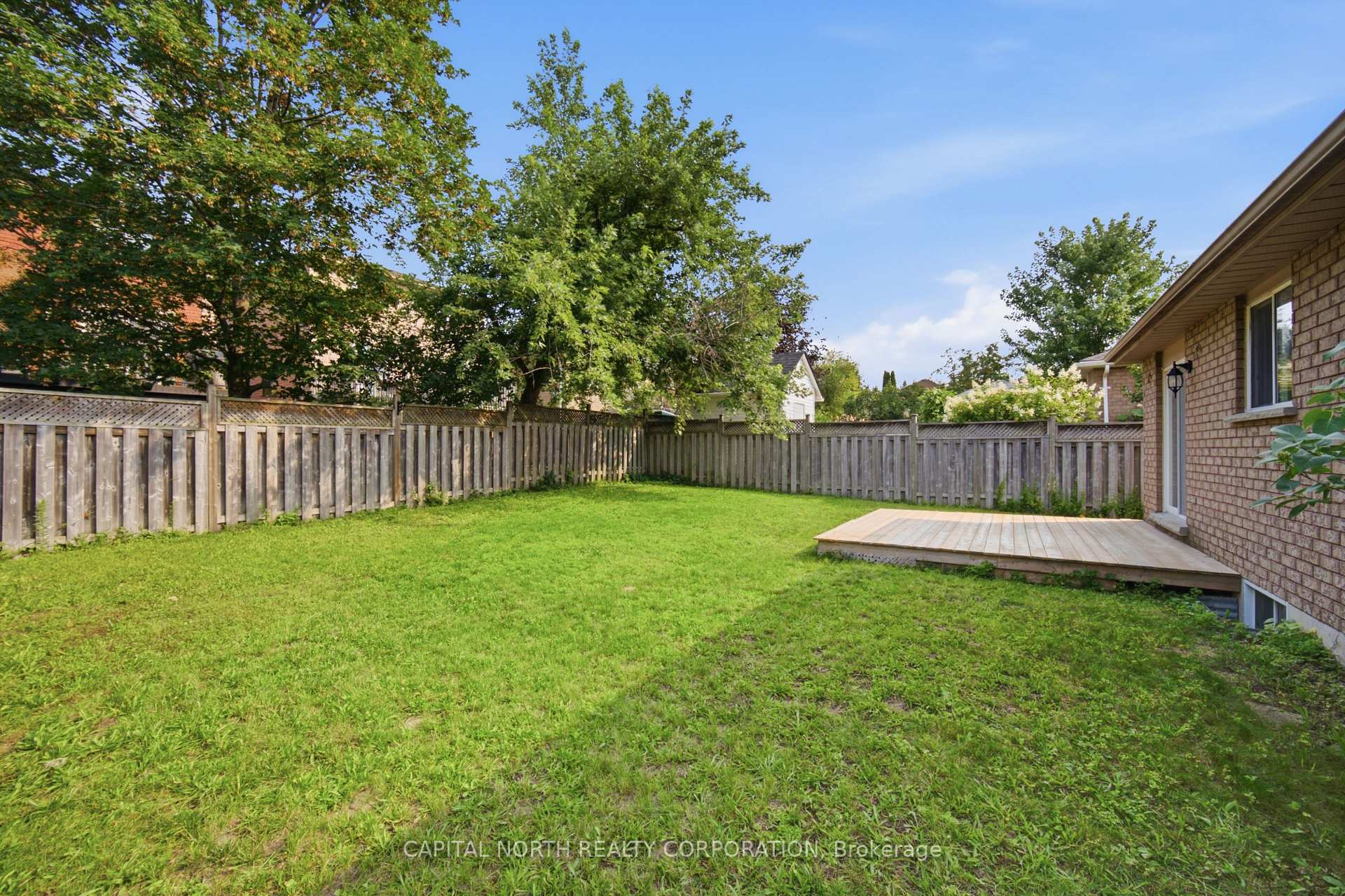 Photo 36 of 126 Marsellus Drive, Barrie, Holly — HOMEH