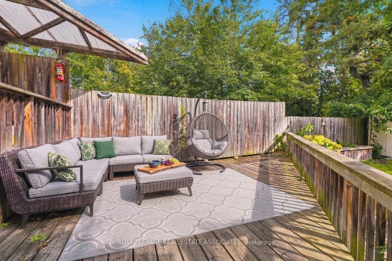 Photo 16 of 268 Troy Street, Mississauga, Mineola — HOMEH